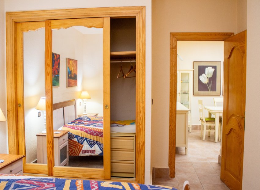 Reventa - Apartamento / piso - Guardamar del Segura