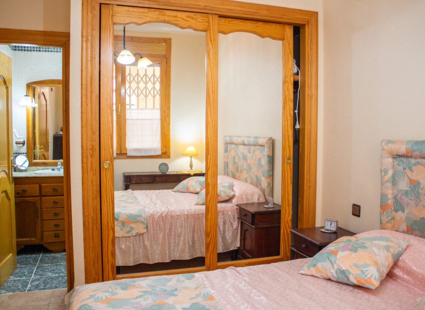 Reventa - Apartamento / piso - Guardamar del Segura