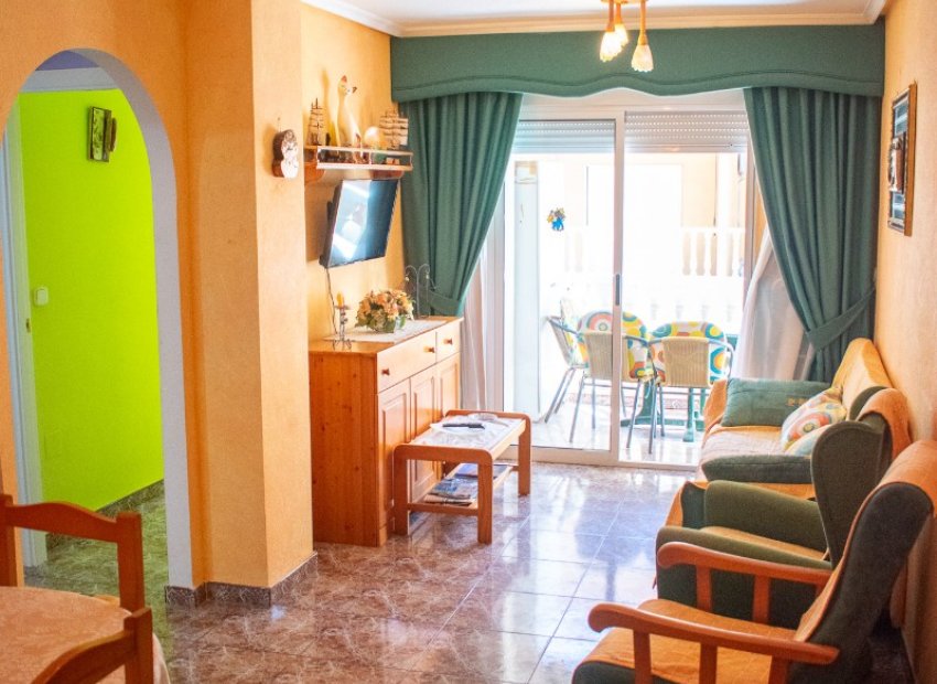 Reventa - Apartamento / piso - Guardamar del Segura