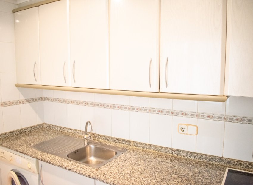 Reventa - Apartamento / piso - Guardamar del Segura