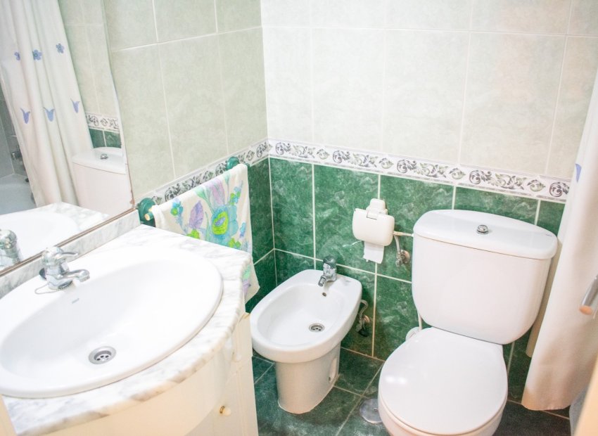 Reventa - Apartamento / piso - Guardamar del Segura