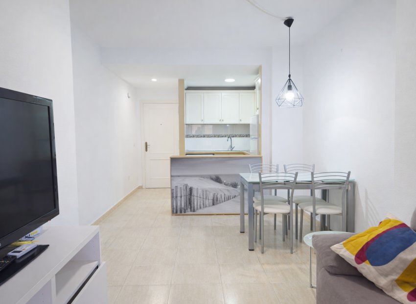 Reventa - Apartamento / piso - Guardamar del Segura