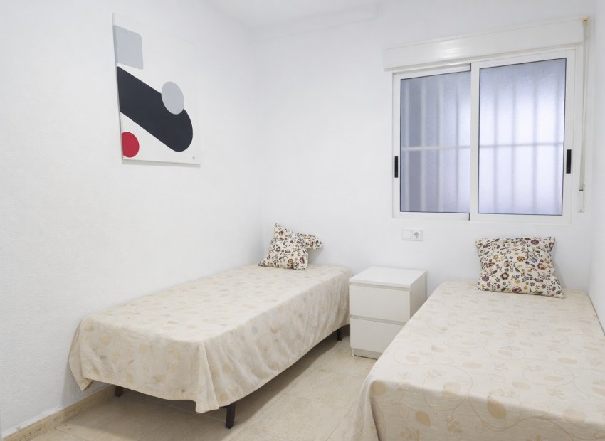 Reventa - Apartamento / piso - Guardamar del Segura