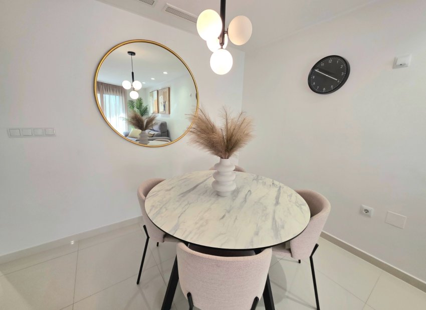 Reventa - Apartamento / piso - Guardamar del Segura