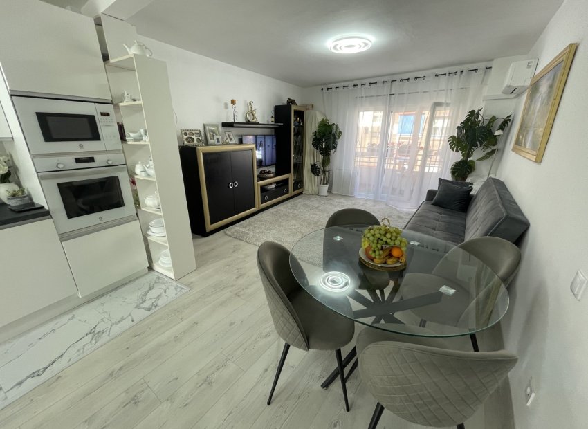 Reventa - Apartamento / piso - Guardamar del Segura