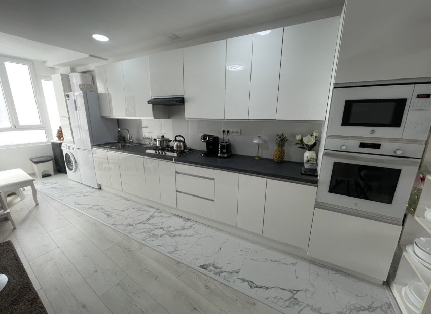 Reventa - Apartamento / piso - Guardamar del Segura