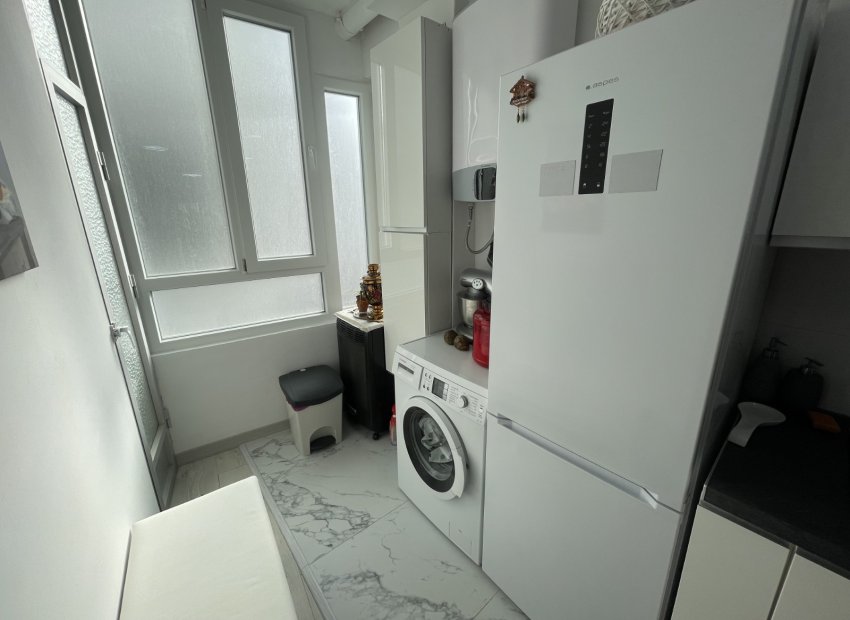 Reventa - Apartamento / piso - Guardamar del Segura