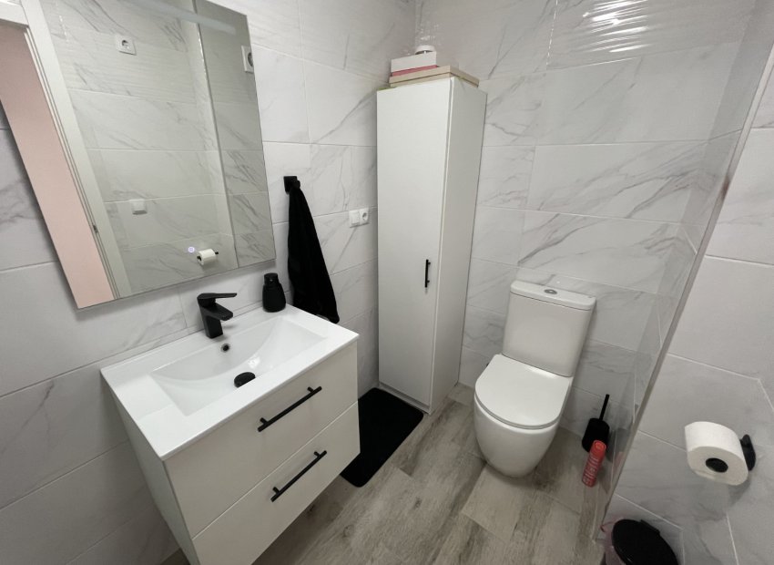 Reventa - Apartamento / piso - Guardamar del Segura