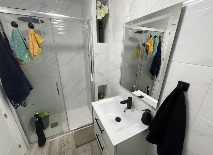 Reventa - Apartamento / piso - Guardamar del Segura