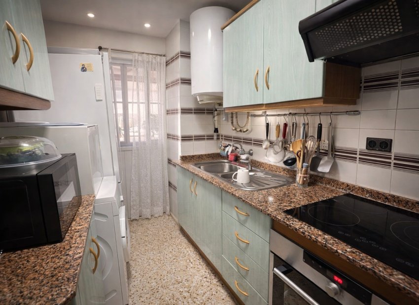 Reventa - Apartamento / piso - Guardamar del Segura