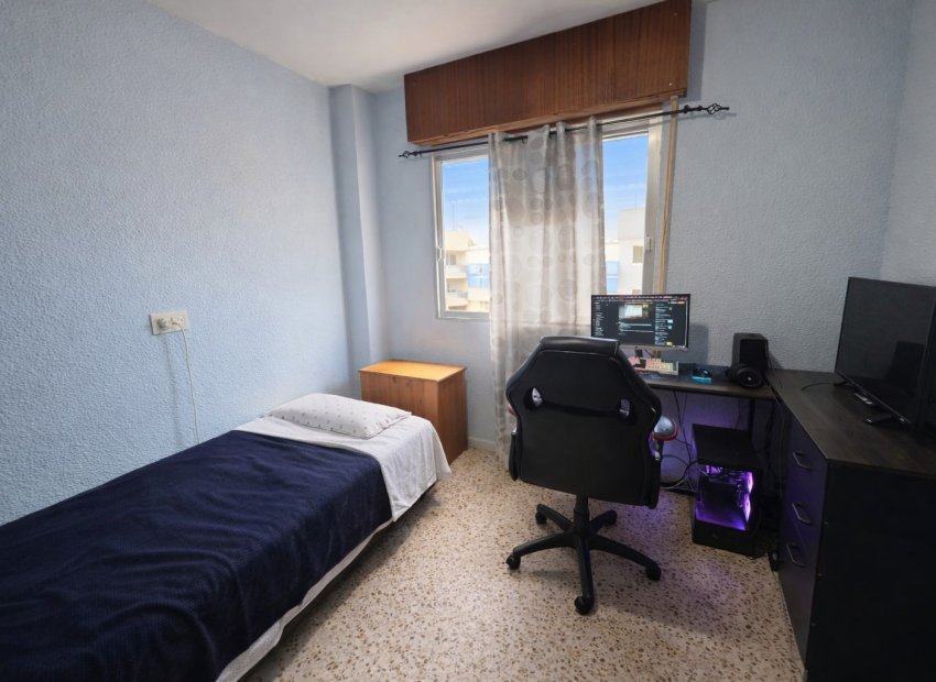 Reventa - Apartamento / piso - Guardamar del Segura