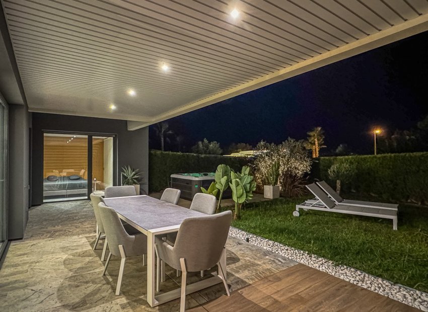 Reventa - Apartamento / piso - Las Colinas Golf - LAS COLINAS GOLF RESORT