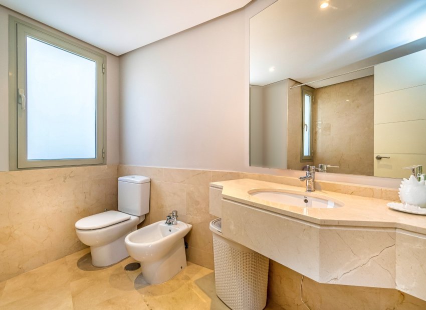 Reventa - Apartamento / piso - Las Colinas Golf Resort