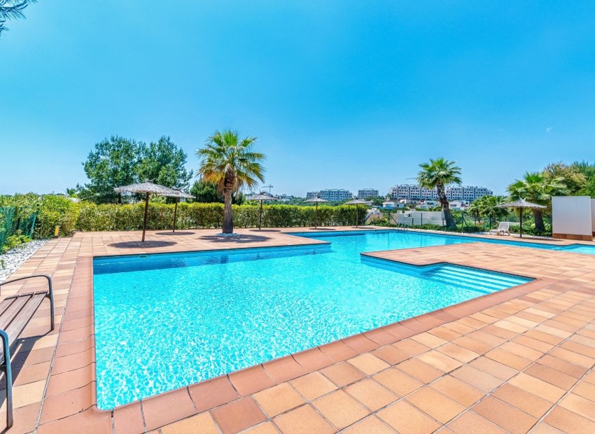 Reventa - Apartamento / piso - Las Colinas Golf Resort