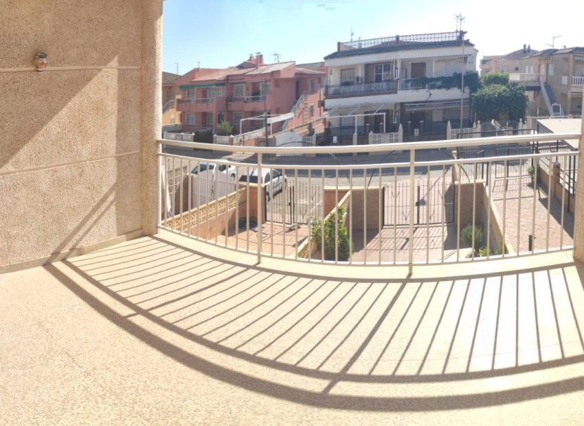 Reventa - Apartamento / piso - Los Alcázares