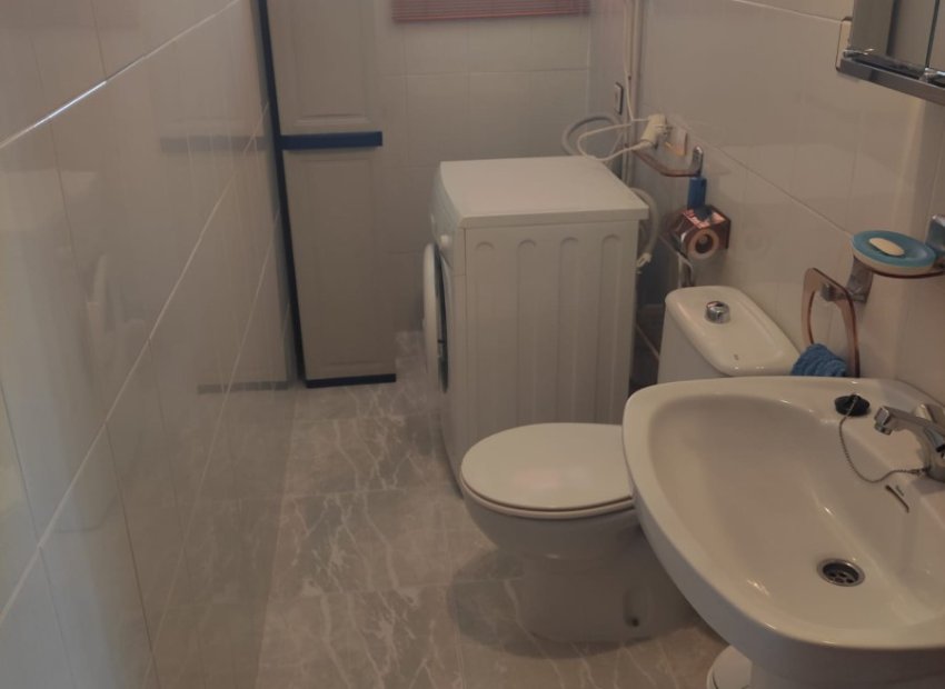 Reventa - Apartamento / piso - Los Alcázares