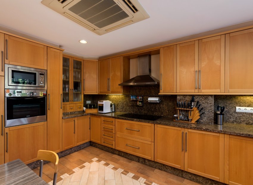 Reventa - Apartamento / piso - Marbella - Nueva Andalucía