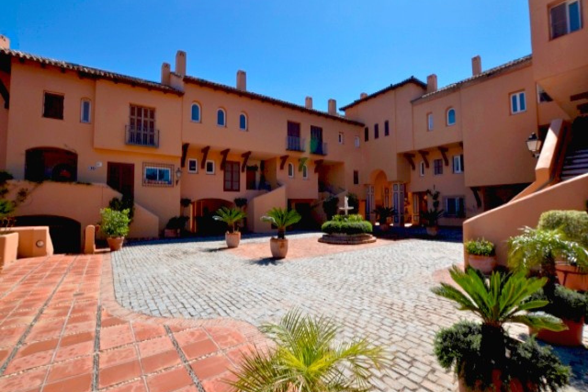 Reventa - Apartamento / piso - Marbella - Nueva Andalucía