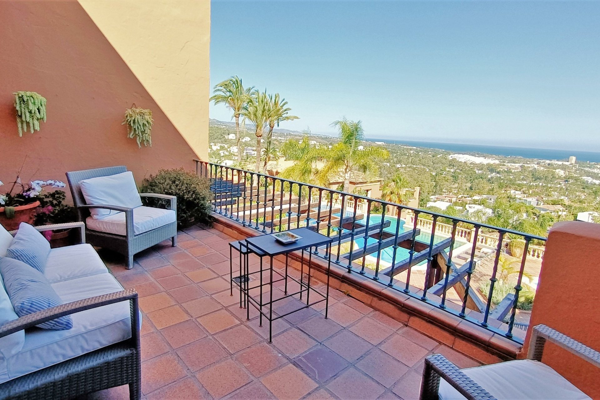 Reventa - Apartamento / piso - Marbella - Nueva Andalucía