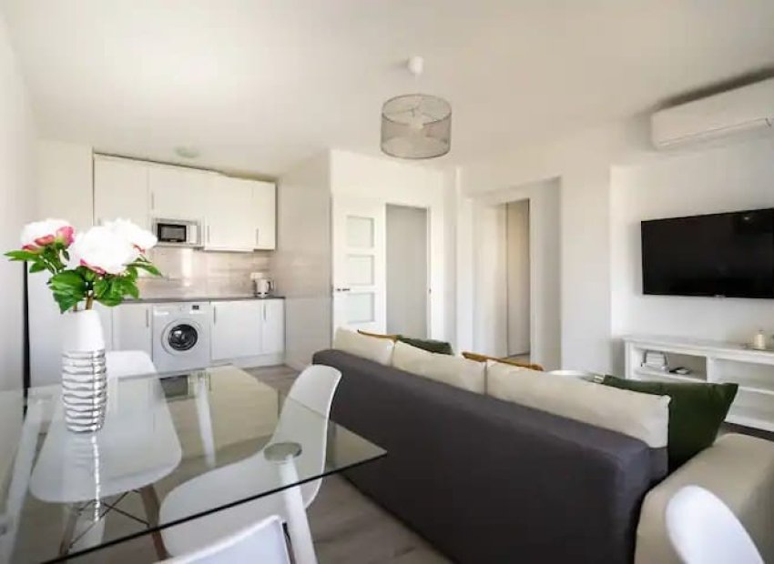 Reventa - Apartamento / piso - Marbella - Nueva Andalucía