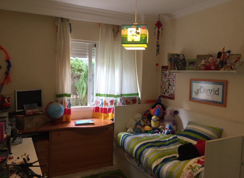 Reventa - Apartamento / piso - Marbella - Nueva Andalucía