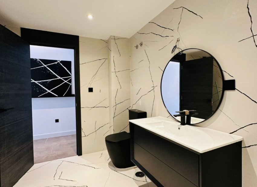 Reventa - Apartamento / piso - Marbella - Puerto Banús