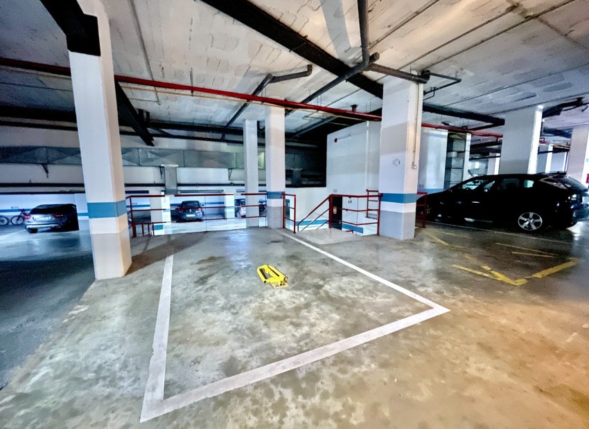 Reventa - Apartamento / piso - Marbella - Puerto Banús