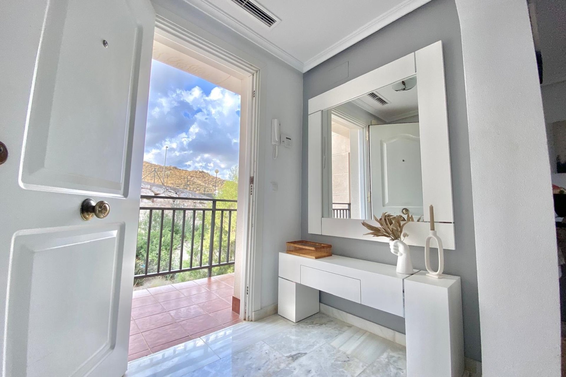 Reventa - Apartamento / piso - Muchamiel - Club De Golf Bonalba