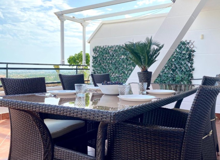 Reventa - Apartamento / piso - Muchamiel - Club De Golf Bonalba