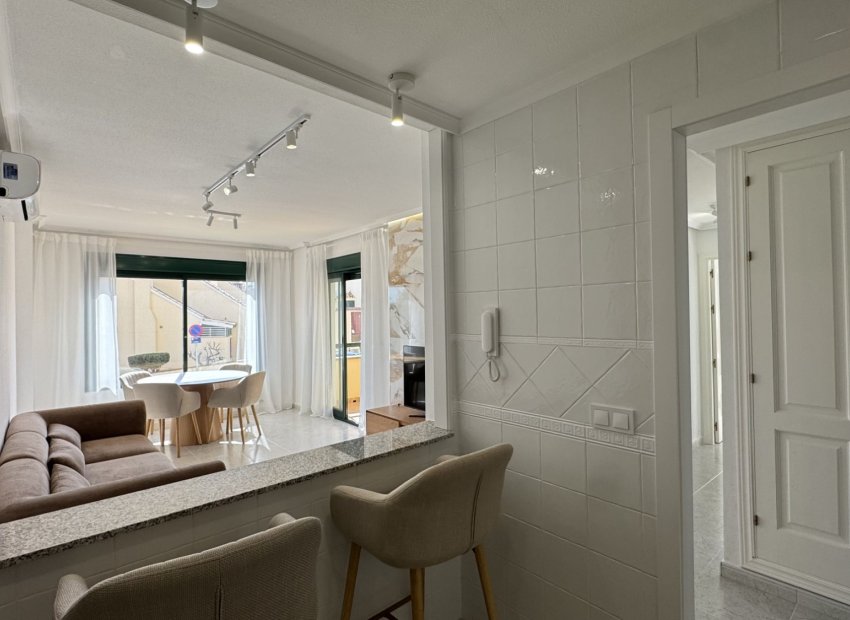 Reventa - Apartamento / piso - Orihuela Costa - Lomas de Campoamor