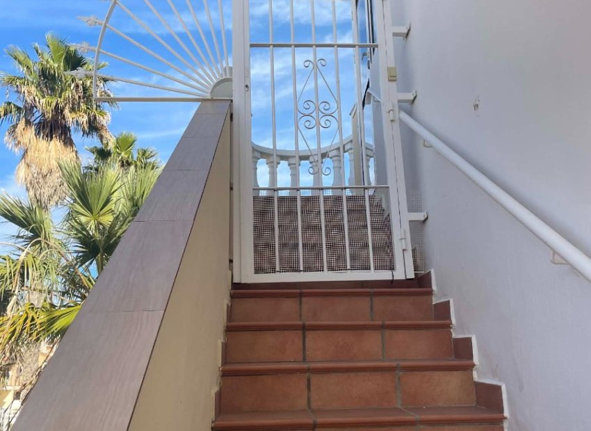 Reventa - Apartamento / piso - Orihuela Costa - Los Altos