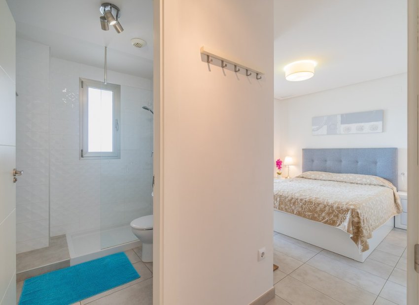 Reventa - Apartamento / piso - Orihuela Costa - Los Dolses