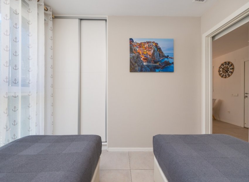 Reventa - Apartamento / piso - Orihuela Costa - Playa Flamenca