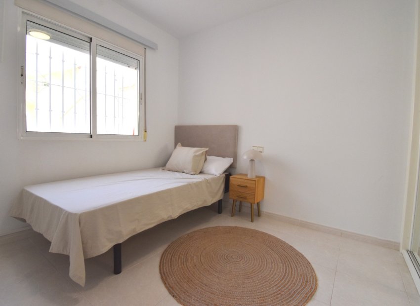 Reventa - Apartamento / piso - Orihuela Costa - Playa Flamenca