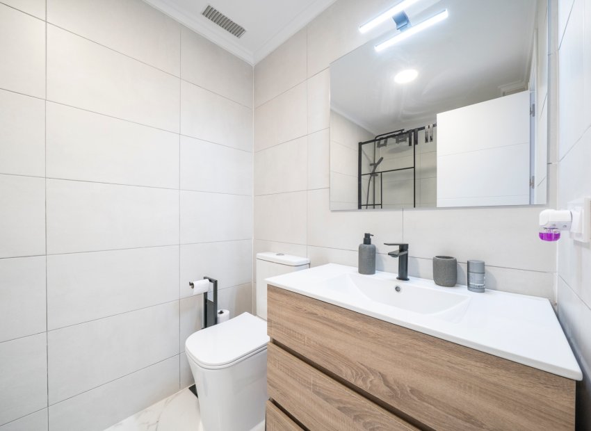 Reventa - Apartamento / piso - Orihuela Costa - Punta Prima