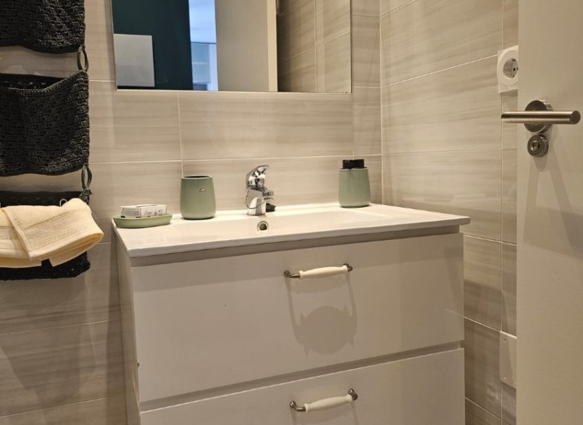 Reventa - Apartamento / piso - Orihuela Costa - Punta Prima