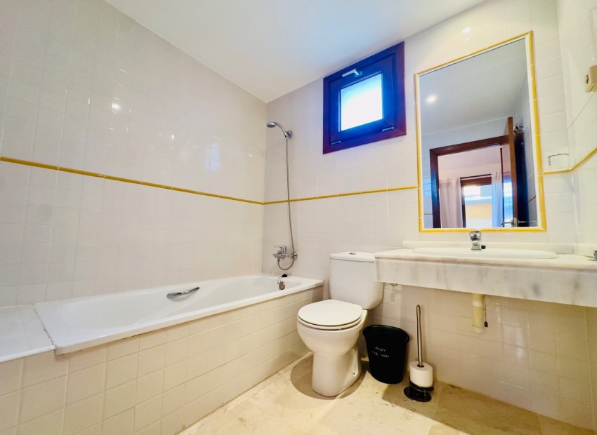 Reventa - Apartamento / piso - Orihuela Costa - Punta Prima