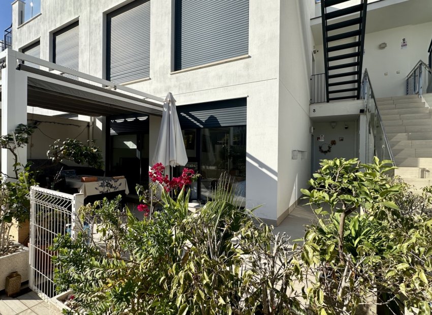 Reventa - Apartamento / piso - Orihuela Costa - Punta Prima