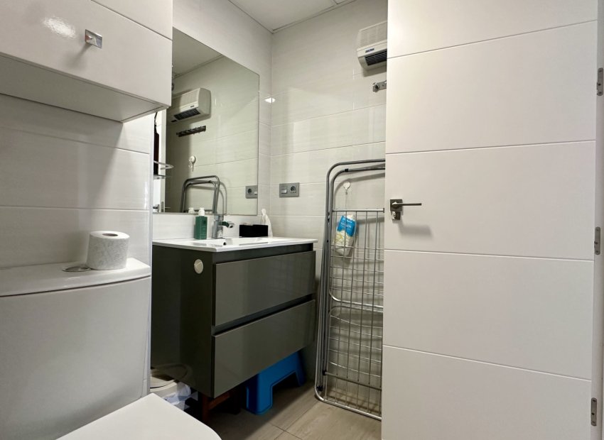 Reventa - Apartamento / piso - Orihuela Costa - Punta Prima