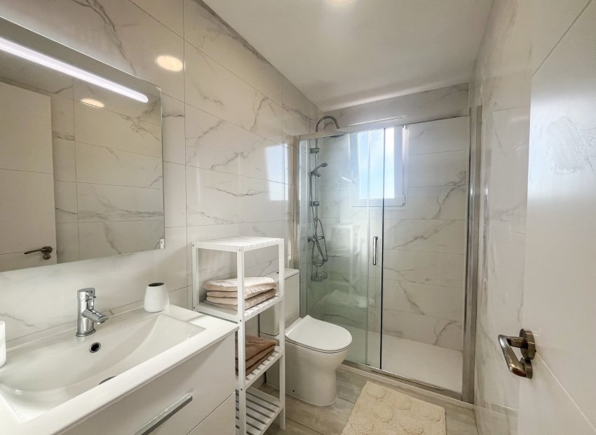 Reventa - Apartamento / piso - Orihuela Costa - Punta Prima