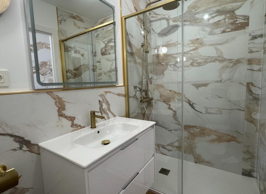 Reventa - Apartamento / piso - Orihuela Costa - Punta Prima