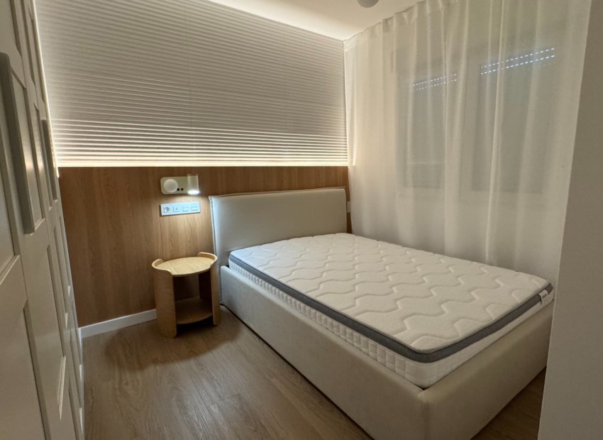 Reventa - Apartamento / piso - Orihuela Costa - Punta Prima