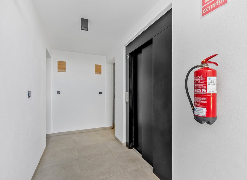 Reventa - Apartamento / piso - Orihuela Costa