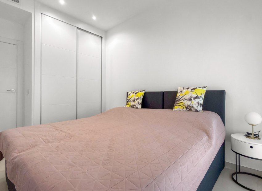 Reventa - Apartamento / piso - Pilar de la Horadada - Lo Romero Golf