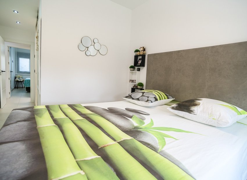 Reventa - Apartamento / piso - Pilar de la Horadada - Lo Romero Golf