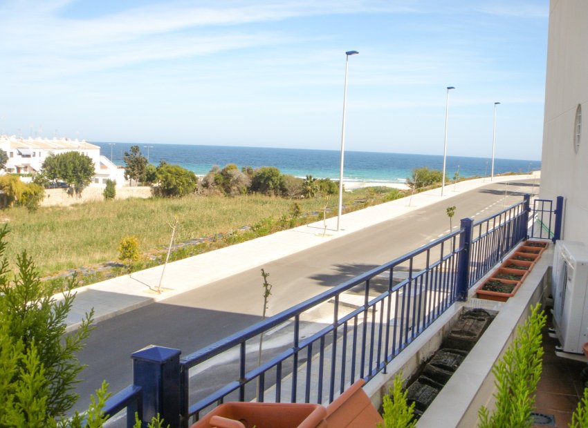 Reventa - Apartamento / piso - Pilar de la Horadada - Mil Palmeras