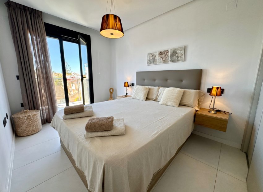 Reventa - Apartamento / piso - Pilar de la Horadada - Mil Palmeras