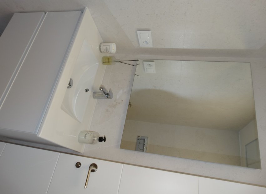 Reventa - Apartamento / piso - Pilar de la Horadada