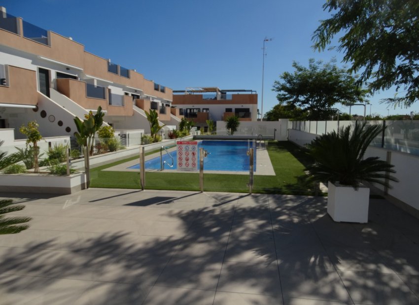 Reventa - Apartamento / piso - Pilar de la Horadada