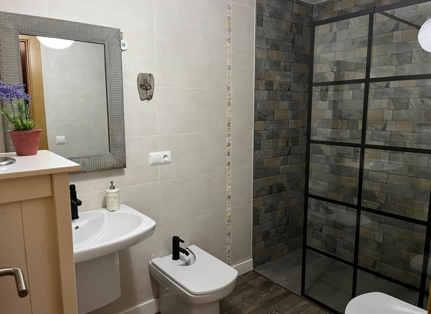 Reventa - Apartamento / piso - San Juan - San Juan de Alicante